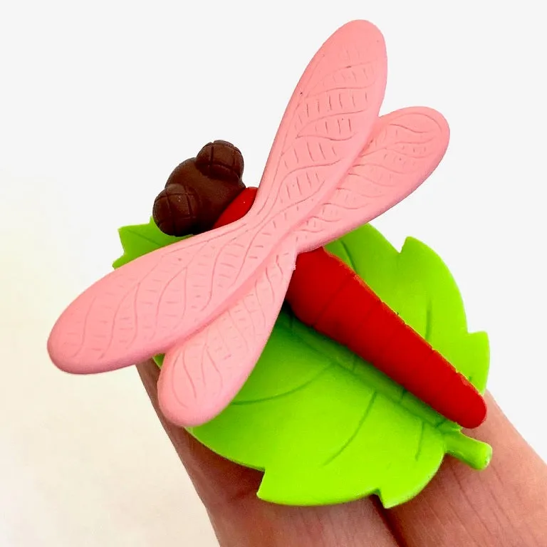 382961 IWAKO BUG HUNT ERASER CARD-SINGLE