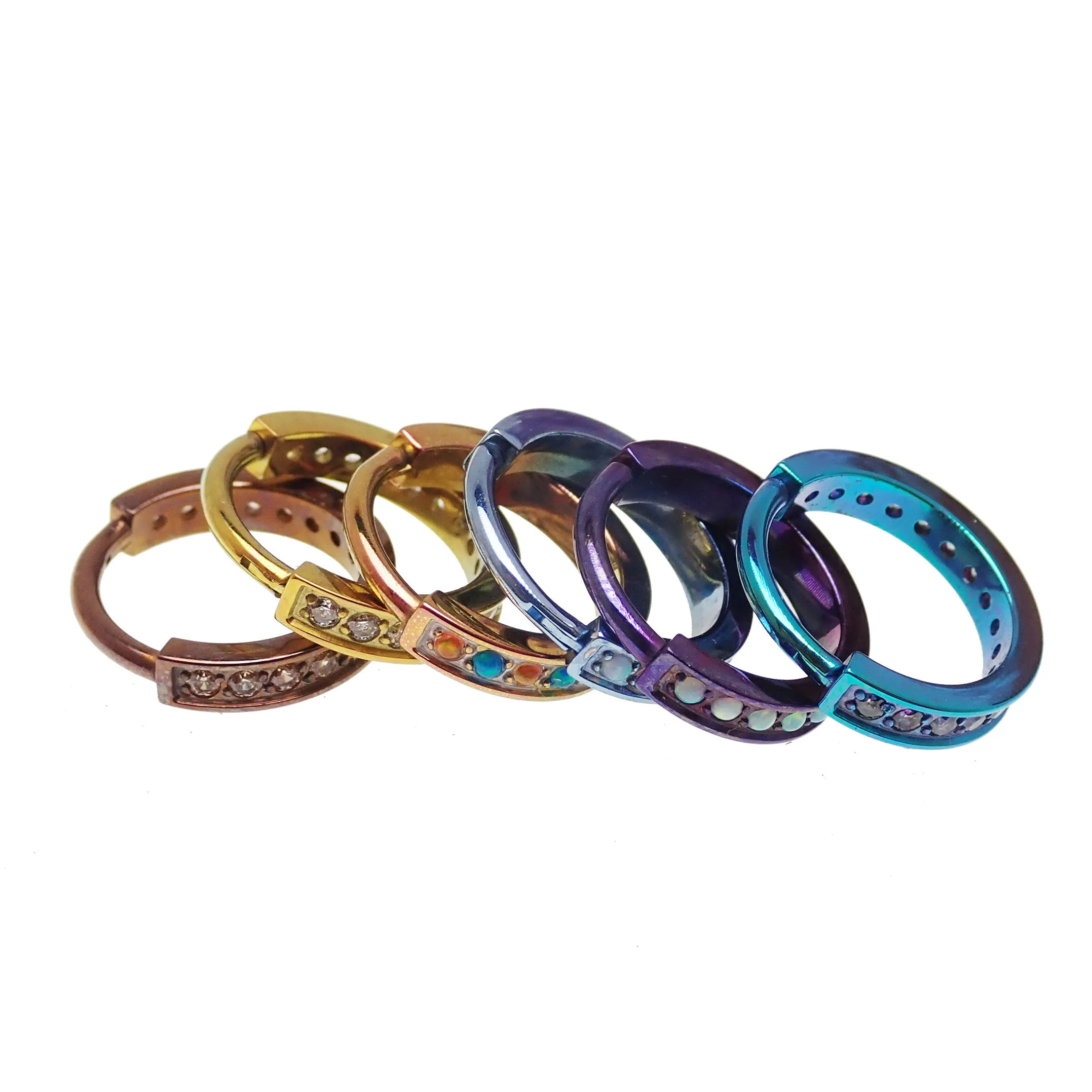 Huggie-Style 10mm Titanium Clicker 16g